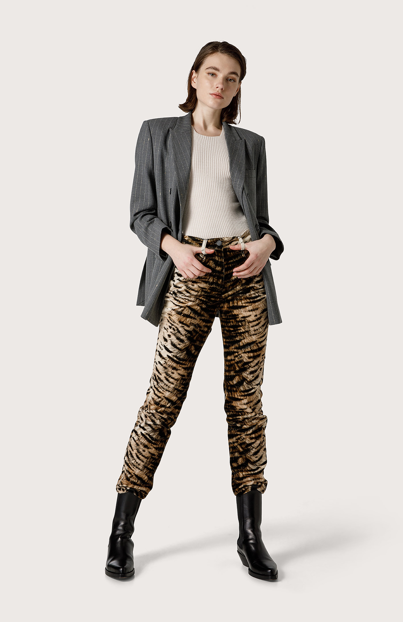 Style Quotientwomen Beige & Black Original Straight Fit Animal Print  Parallel Trousers – StyleQuotient