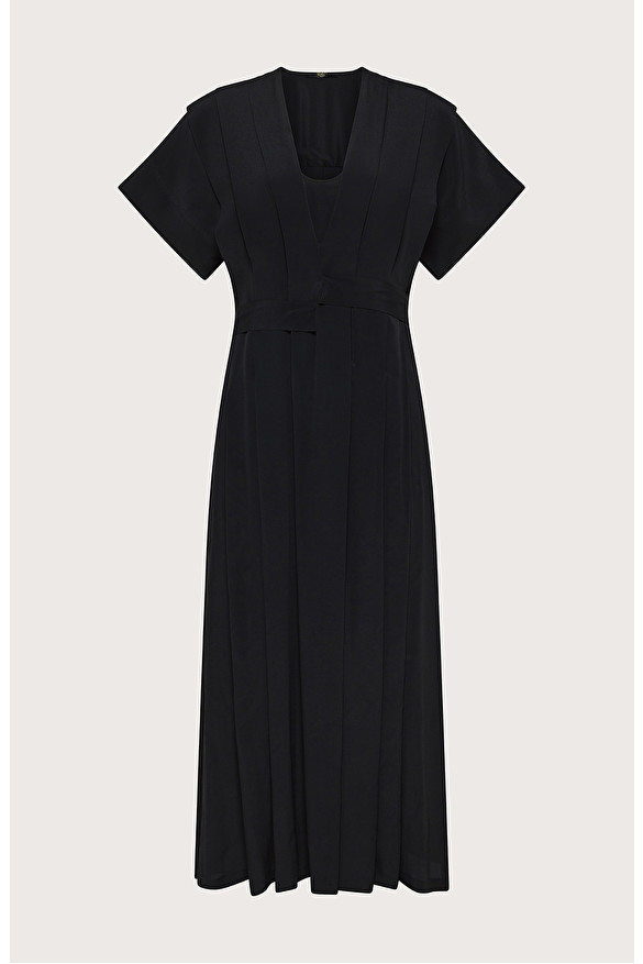 Dresses for women - Elegant, precious, made in Italy | Seventy®