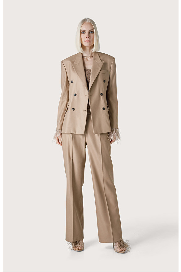 アウターその他 AVANT TOI Woman Blazer Gold 225SD2154PRELRV 00100 THE ATTICO Bianca Blazer in Pumpkin | FWRD