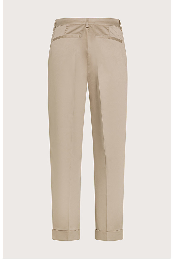 Trousers for women - Elegant, sophisticated, precious | Seventy Trousers for women - Elegant, sophisticated, precious | Seventy